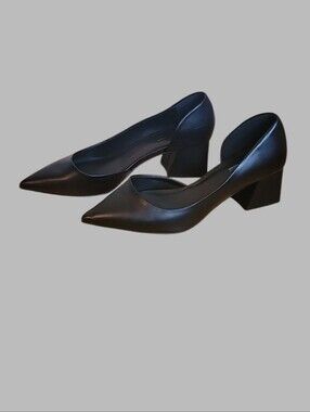 🥳2/$35🥳 Classic Black Pointed Toe Block Heel Pumps - Women's
